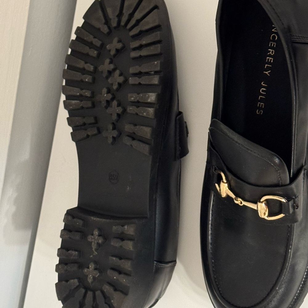 Sincerely Jules Romeo Black Faux Leather Loafers with Gold Accents - Picture 4 of 4